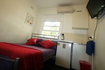 Zing Backpackers - Accommodation Fremantle 6