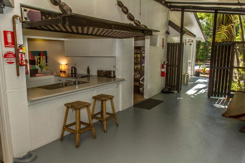 Cairns Beaches Flashpackers - Accommodation Fremantle 1