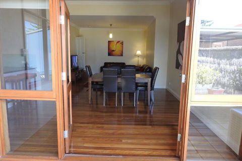 A Secret Garden - Accommodation Fremantle 4