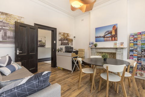 Dalziel Lodge - Accommodation Fremantle 5