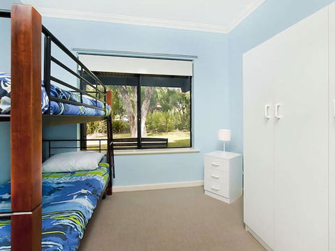 Holiday On The Terrace - Accommodation Fremantle 5