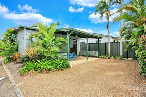 BIG4 Cane Village Holiday Park - Accommodation Fremantle 6