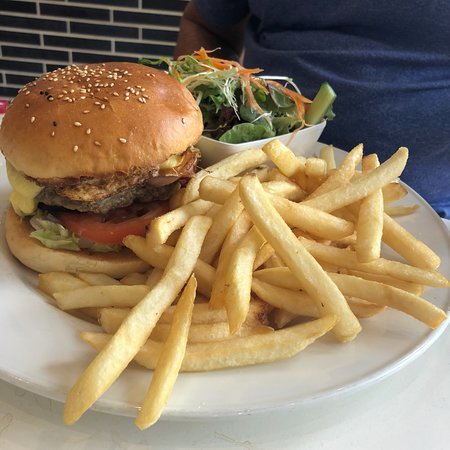 Lazy Moes Bendigo - Accommodation Fremantle 0