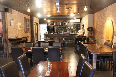 Monichino Cafe & Wine Bar - Accommodation Fremantle 0