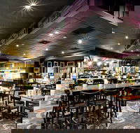 Skyways Hotel Bistro - Accommodation Fremantle