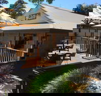 Shady Oaks Cafe - Accommodation Fremantle