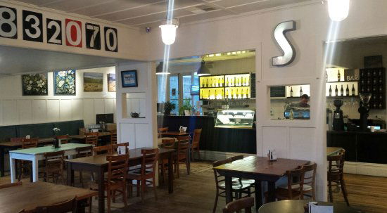 Almonds ACT Accommodation Fremantle
