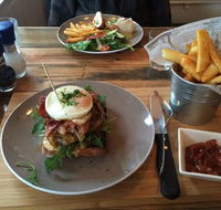 The Front Paddock Cafe - Accommodation Fremantle