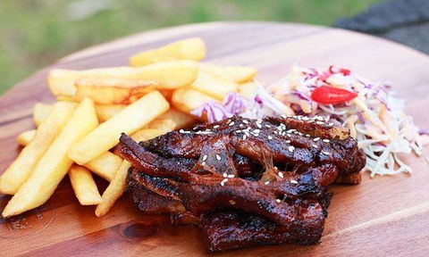 Downtown Bar & Grill - Accommodation Fremantle 5