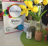 Freckles Cafe - Accommodation Fremantle