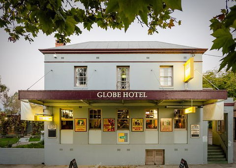 The Globe Hotel Restaurant - Accommodation Fremantle 0