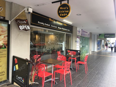 Mon's Ethics Cafe - Accommodation Fremantle 0