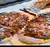Queens Pizza - Accommodation Fremantle