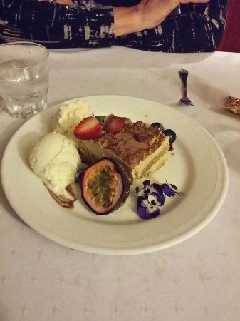 Anna's Restaurant - Accommodation Fremantle 0