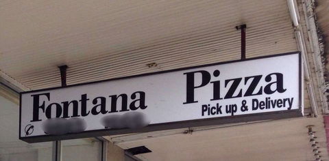 Fontana Pizza - Accommodation Fremantle 0