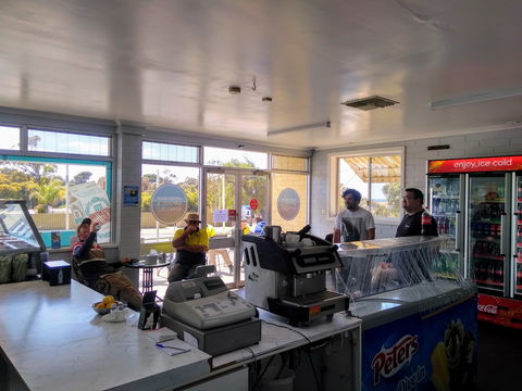 Ardrossan Seafood And Schnitzels - Accommodation Fremantle 2