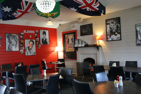 RnR's Diner - Accommodation Fremantle 1