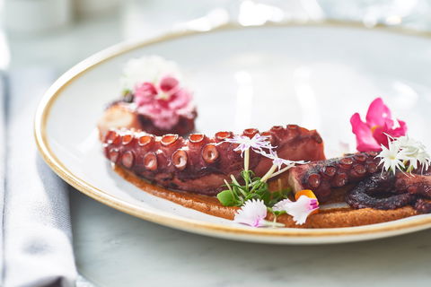 Q Dining - Accommodation Fremantle 1