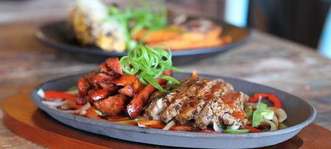 Cactus Jack's Bar & Grill - Accommodation Fremantle 3