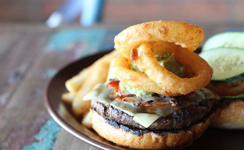 Cactus Jack's Bar & Grill - Accommodation Fremantle 7