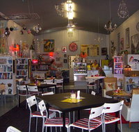 Noelene's Book Cafe - Accommodation Fremantle