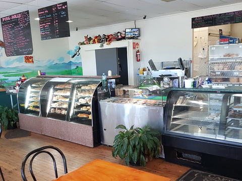 Plantation Organic Bakery - Accommodation Fremantle 2