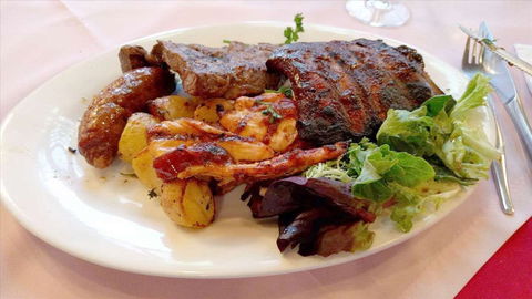 Rosewood Cottage Steakhouse - Accommodation Fremantle 0