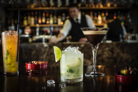 Ostani Lounge, Bar & Restaurant - Accommodation Fremantle 2