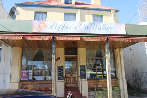 Poppies On Wallace - Accommodation Fremantle 1