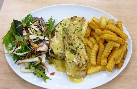 Yellow Belly Cafe - Accommodation Fremantle 5