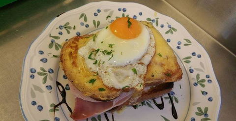 Epicure Francaise - Accommodation Fremantle 5
