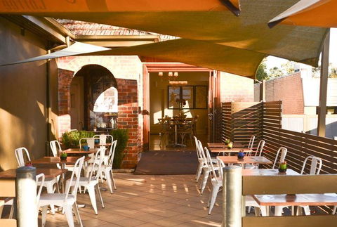 Glen Iris Pantry - Accommodation Fremantle 14