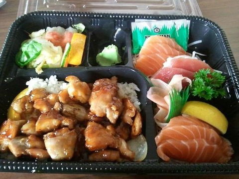 Sushi On Stanley - Accommodation Fremantle 0
