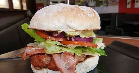 TUBE - The Ultimate Burger Experience - Accommodation Fremantle 4