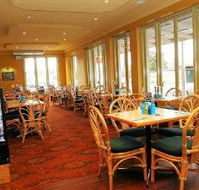 Pembroke Hotel Restaurant - Accommodation Fremantle