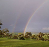 Tenafeate Creek Winery - Accommodation Fremantle
