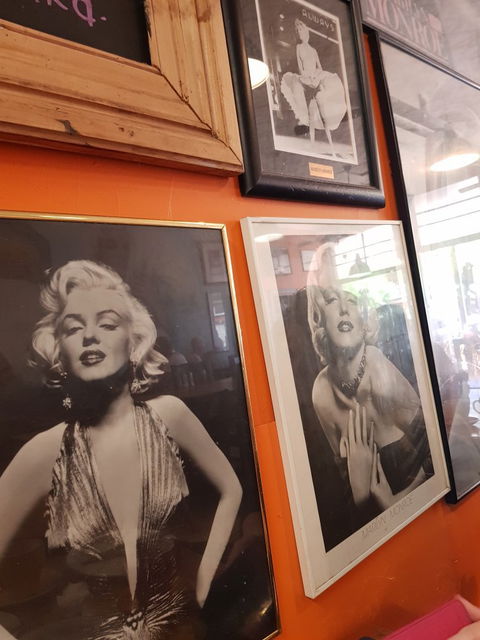 A Cafe Etc - Accommodation Fremantle 1