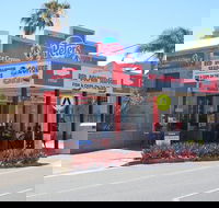 Red Dolphin Seafoods - Accommodation Fremantle