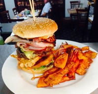 Gin Gin Hotel - Accommodation Fremantle