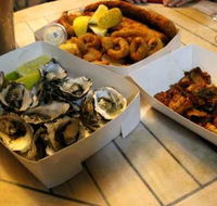 Noosa Harbour Fish Market - Accommodation Fremantle