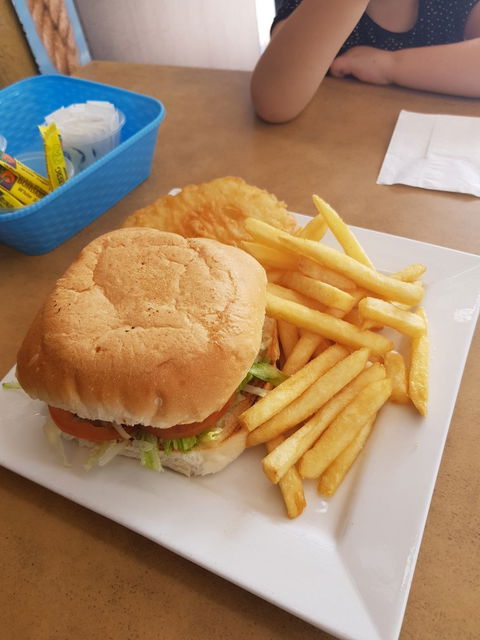Jetty Seafood And Hamburgers - Accommodation Fremantle 1