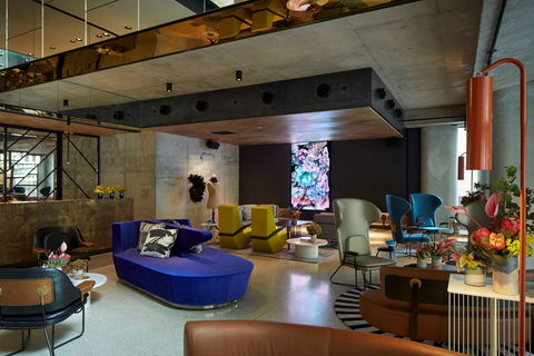 QT Melbourne - Accommodation Fremantle 1