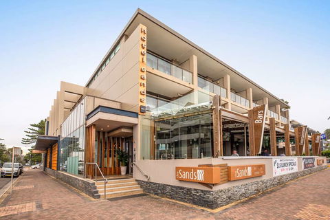 Narrabeen Sands Hotel By Nightcap Plus - Accommodation Fremantle 1