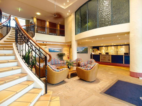 Oaks Calypso Plaza Resort - Accommodation Fremantle 1