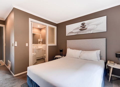 Aqualuna Beach Resort - Accommodation Fremantle 1