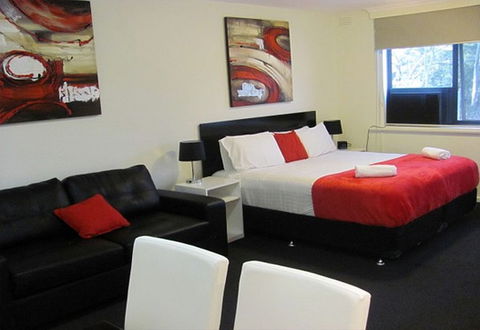 Apartments Of Flemington - Accommodation Fremantle 0