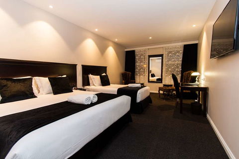 International Hotel Wagga Wagga - Accommodation Fremantle 2