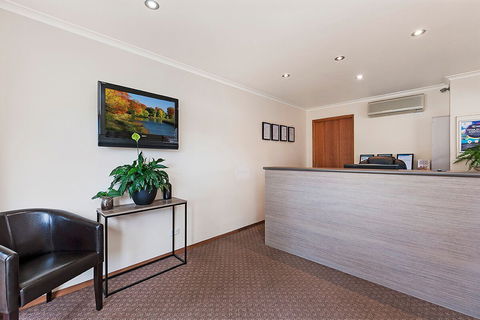 AAt 28 Goldsmith Motel - Accommodation Fremantle 1