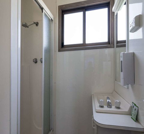 BIG4 Albury Tourist Park - Accommodation Fremantle 1