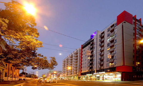 Arrow On Swanston - Accommodation Fremantle 1